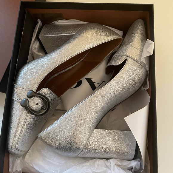 Coach Silver Heels - Picture 5 of 5